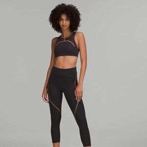 Lululemon Tough Train High-Neck Bra *Medium Support, C/D Cup Size 4